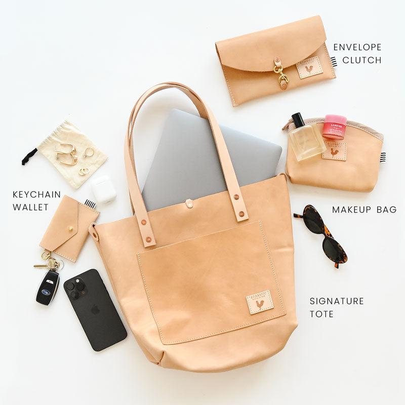 Verschillende tassen met accessoires