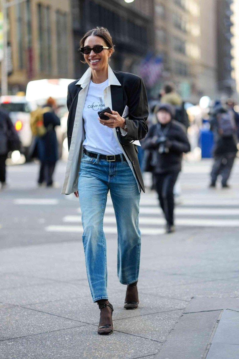 Blazer met rechte jeans outfit