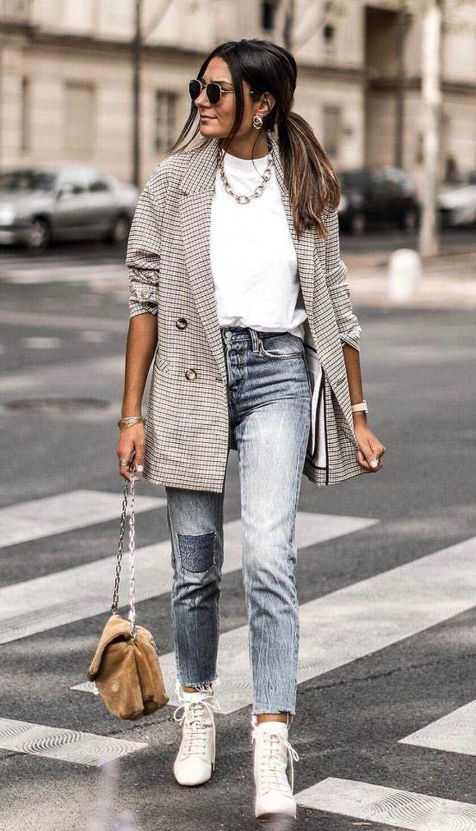 Dames outfit met sneakers