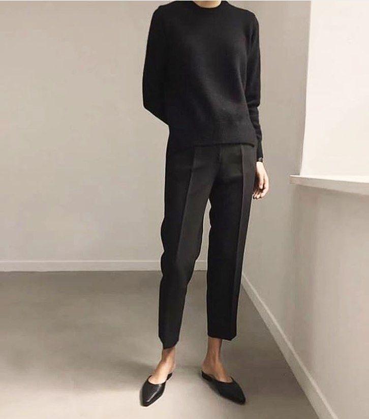 Zwarte broek minimalistische outfit