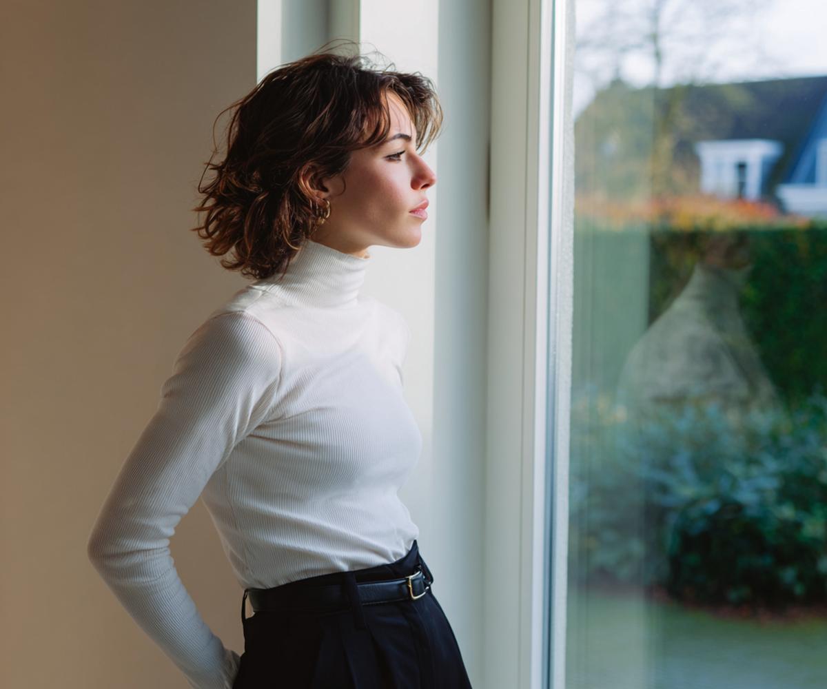 Witte Coltrui Zwarte Broek