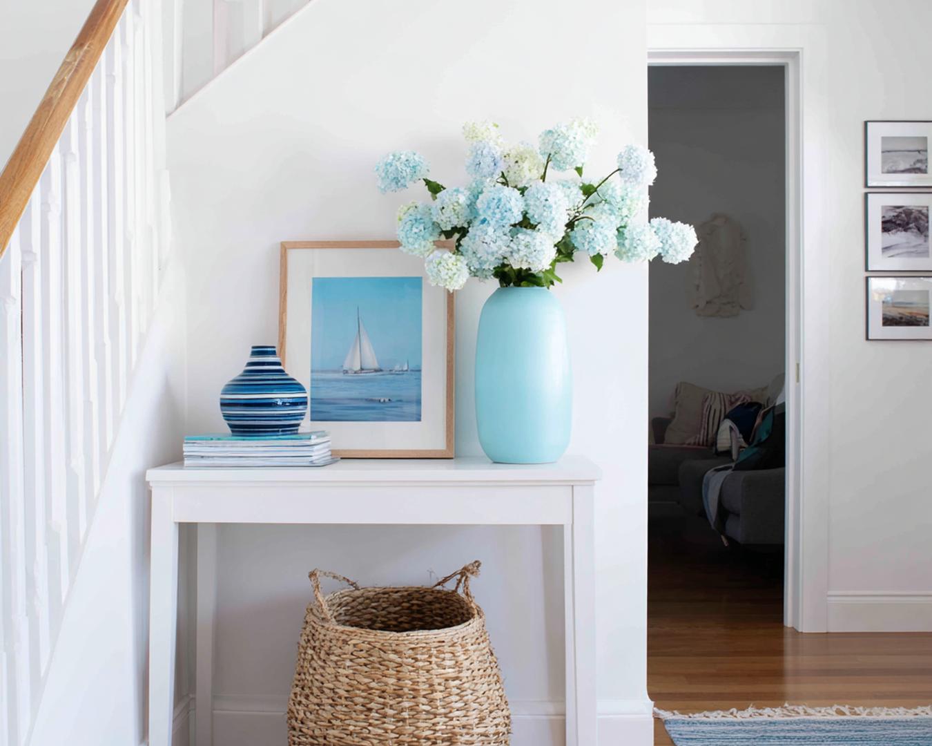 Lichtblauwe Vaas Met Hortensia