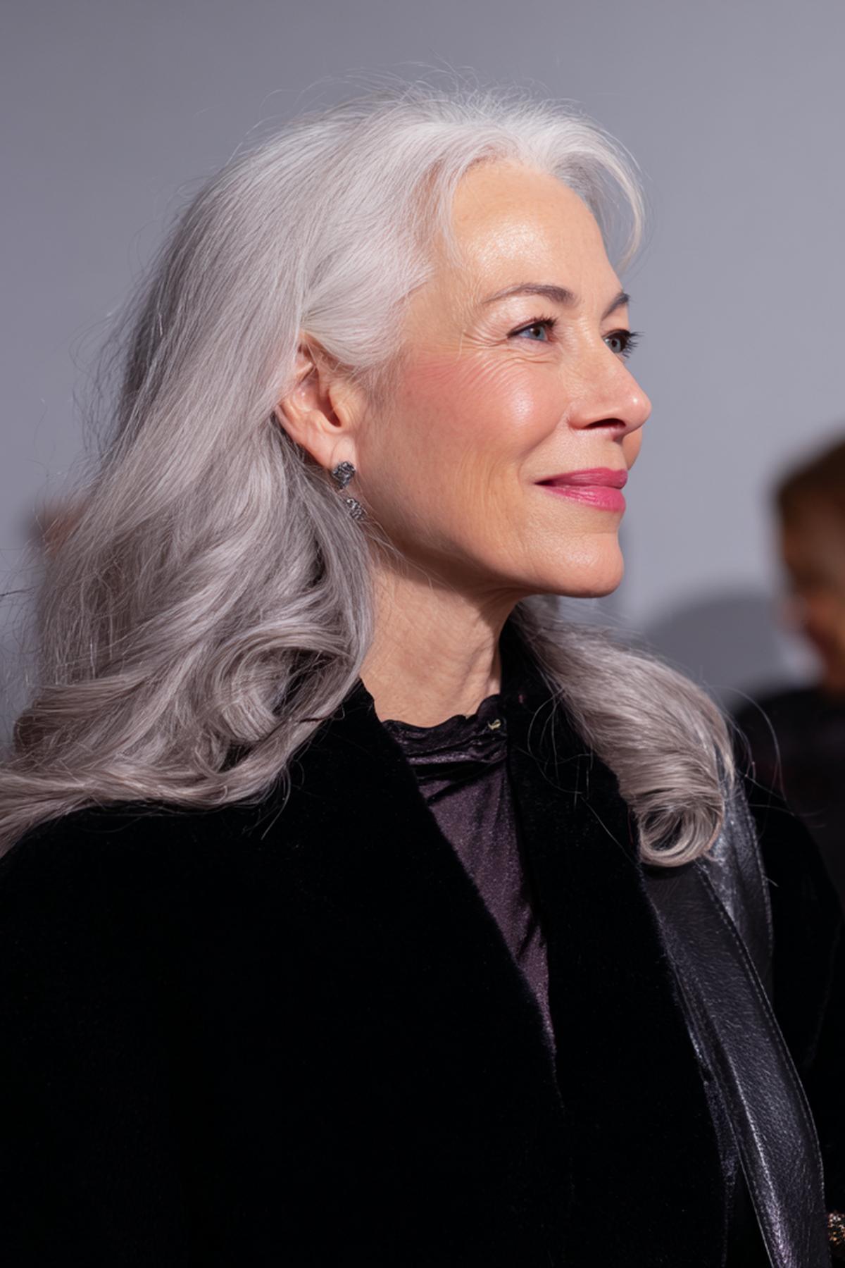 Lang Zilvergrijs Haar Met Slag