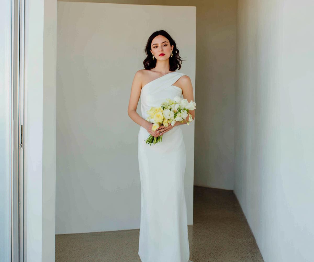 Asymmetrische Witte Jurk Boeket