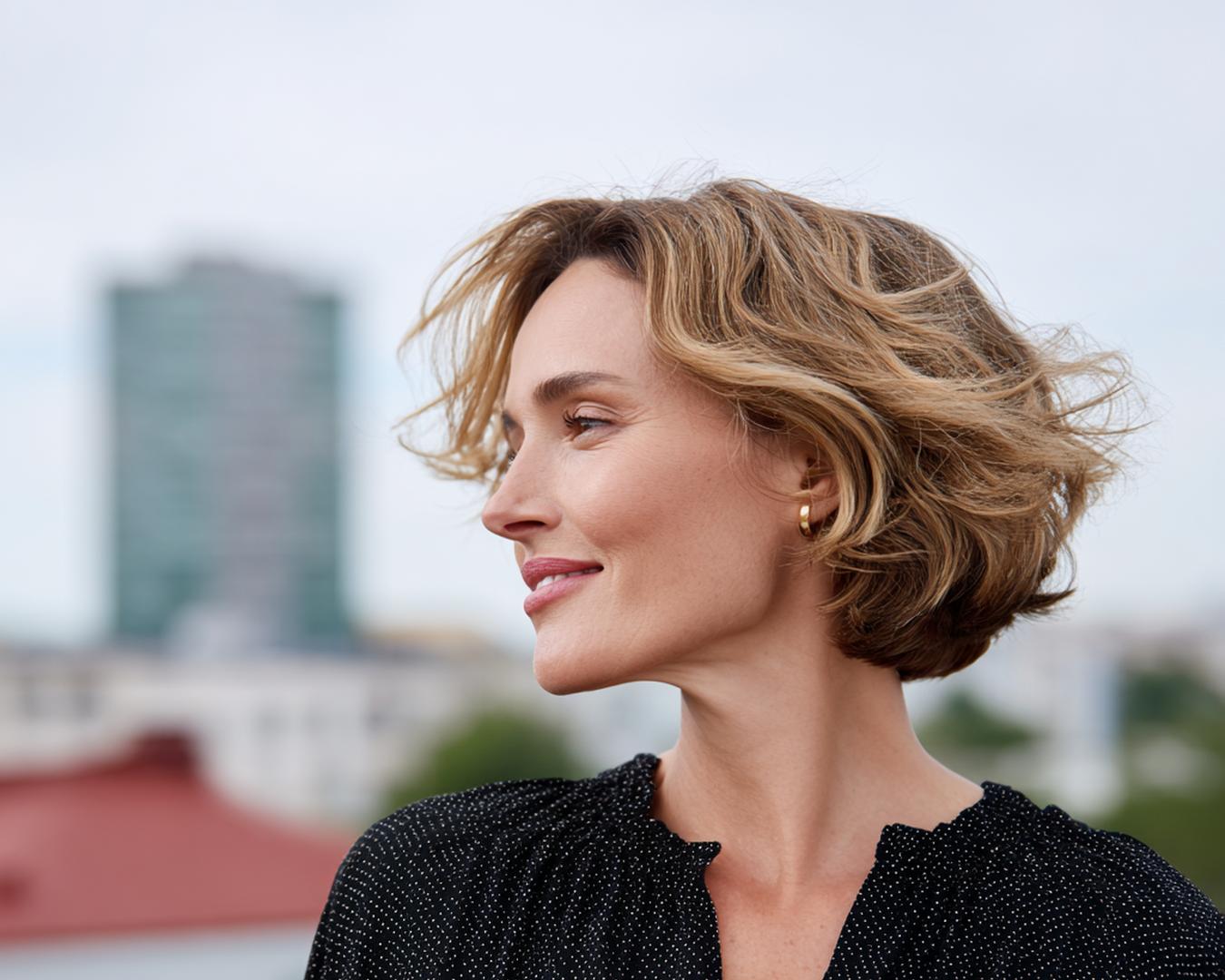 Layered Short Bob Side Part