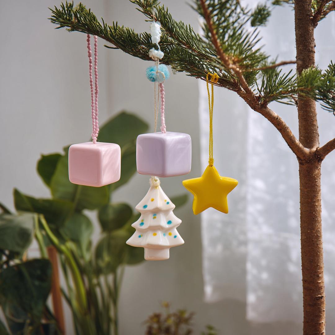 Pastelkleurige Kubus Boom En Ster