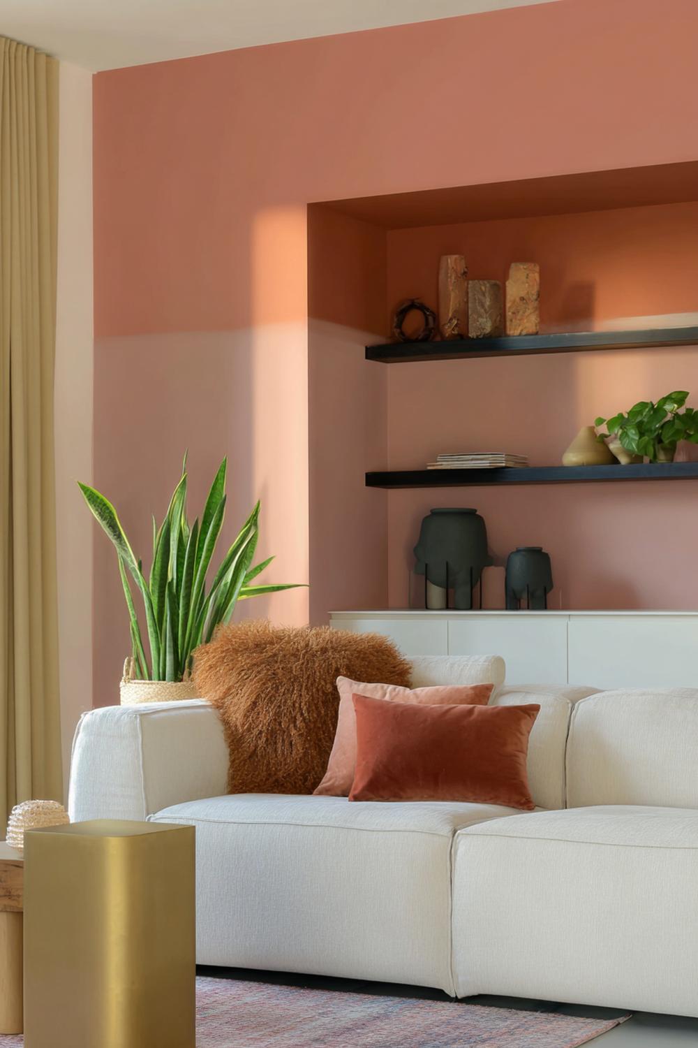 20. Kleurrijke woonkamers met warme kleurverloop muur en minimalistische meubels