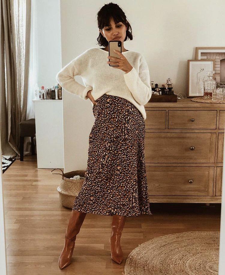 Midi rok met herfstlaarzen