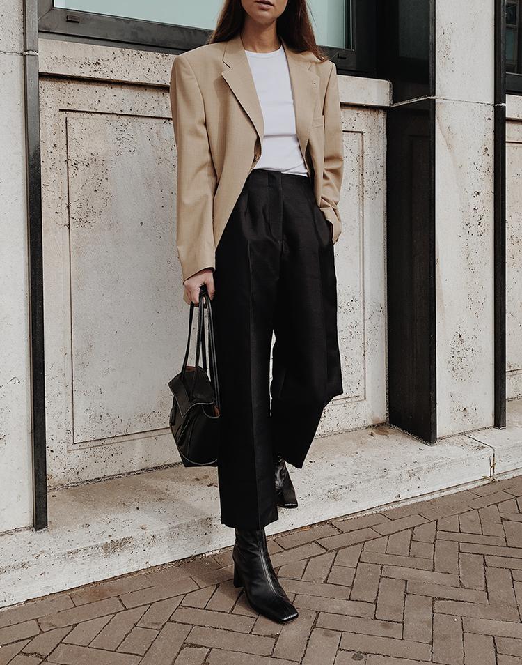 Neutrale kleuren kleding combineren