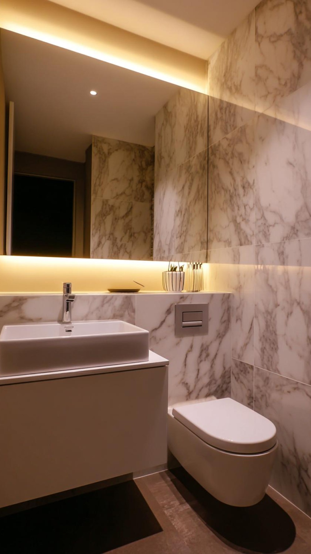 Toilet Inspiratie: Eenvoud & Rust